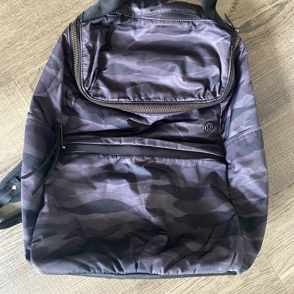 Lululemon grey and black camo backpack - Picture 2 of 3